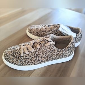 Gap leopard print sneakers, new with tags